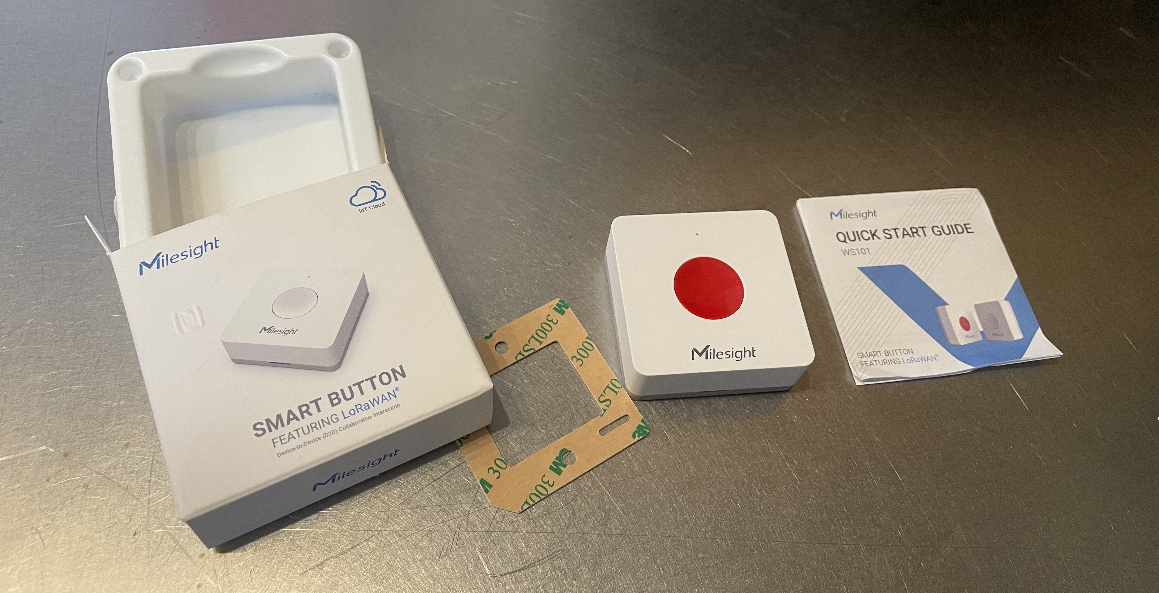 Milesight WS101 Smart Button with box and instructions